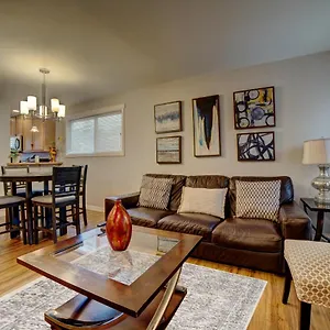 cozy-2-bedroom-townhouse-in-northgate.seattlehotelsites.com/
