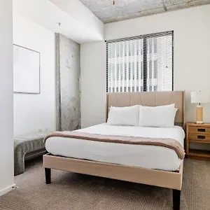 sophisticated-city-living-apartments-at-roosevelt-point.hotelsofphoenix.com/
